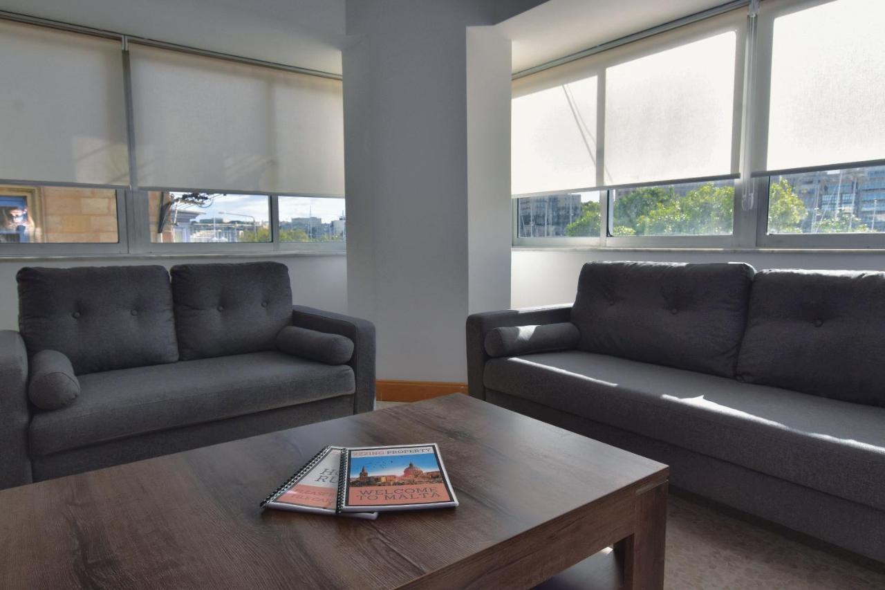 מסידה 2 Bedroom, Central And Spacious Apartment With Sea View - 2 מראה חיצוני תמונה